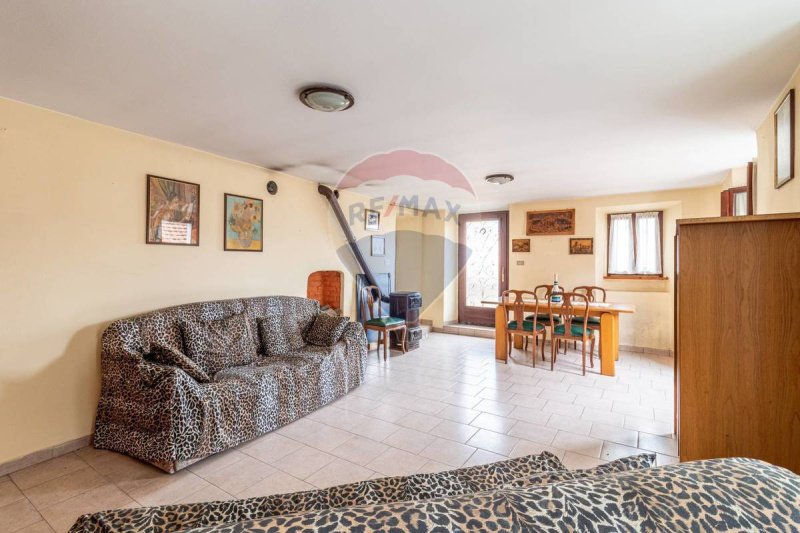 Apartamento en Massino Visconti