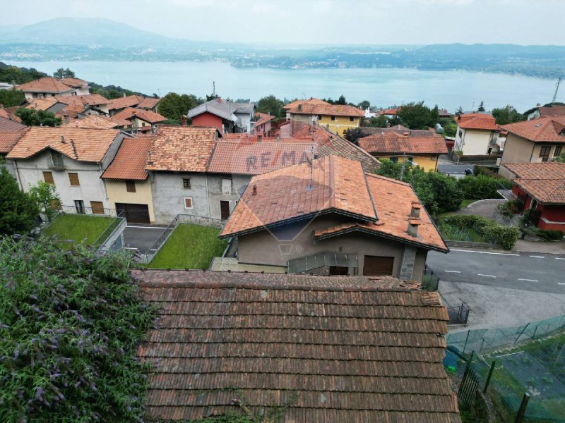 Casa en Massino Visconti