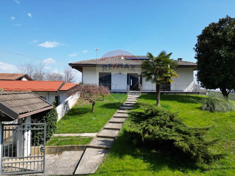 Вилла в Гоццано