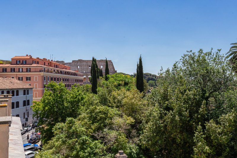 Zolderkamer in Roma