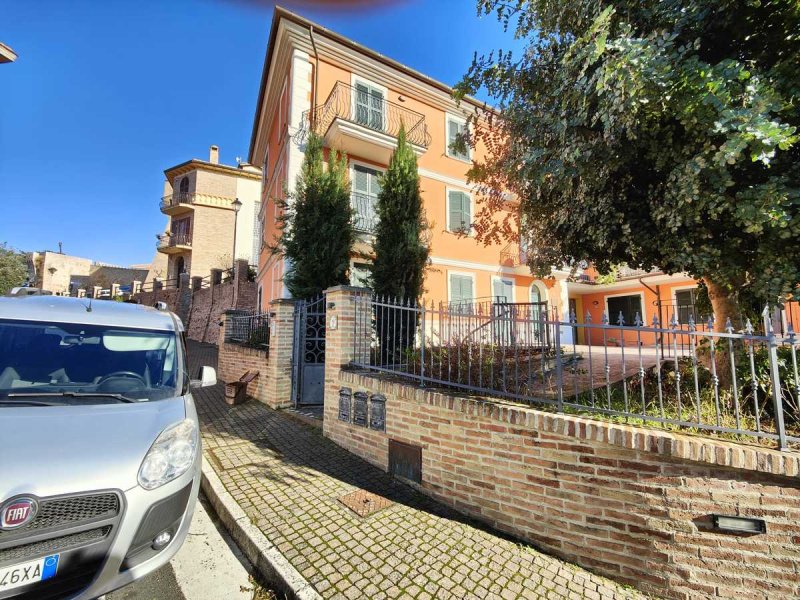 Apartamento en Mondavio