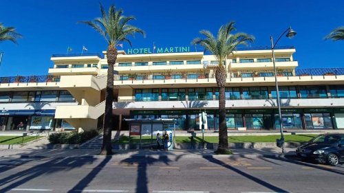 Edifício comercial em Olbia