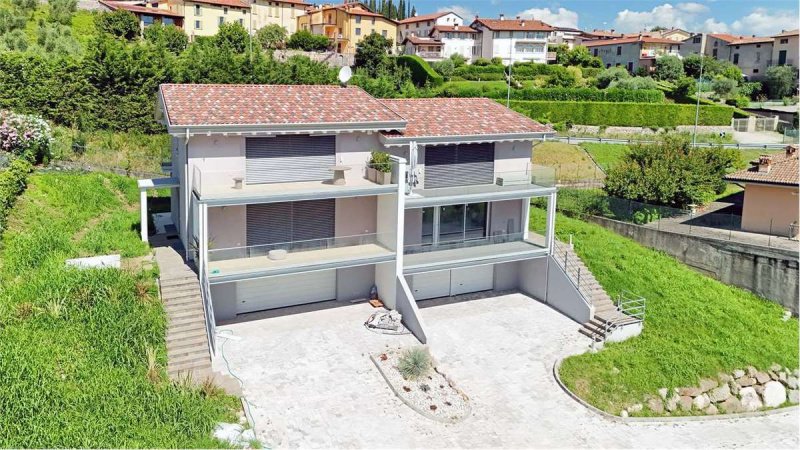 Villa a Polpenazze del Garda