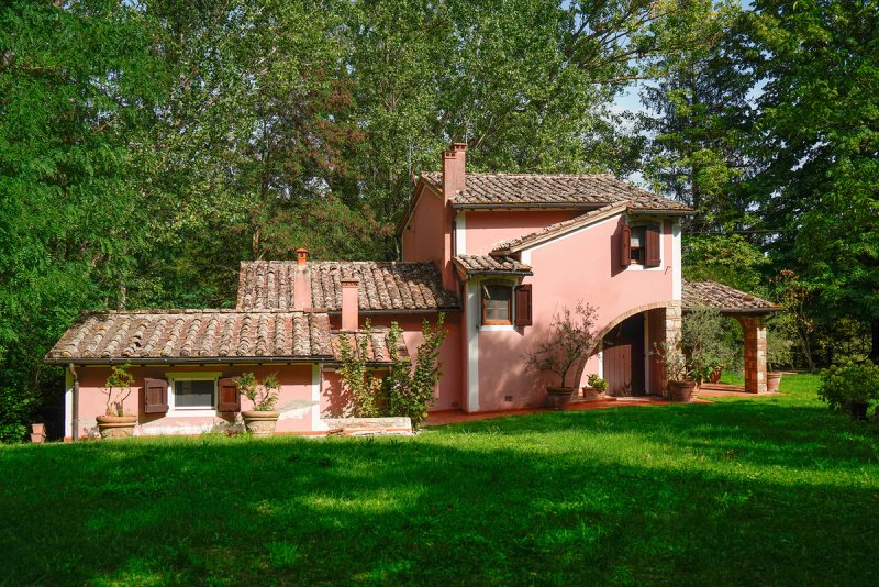 Farmhouse in Cetona