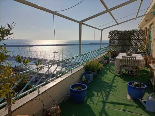 Penthouse in Genua