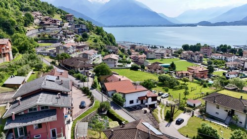 Detached house in Domaso