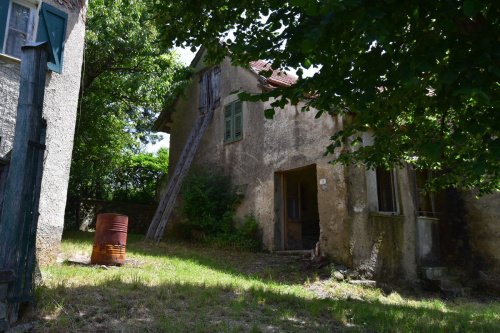 Huis op het platteland in Pontinvrea