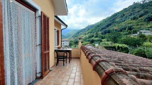 Top-to-bottom house in Albisola Superiore