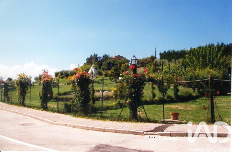 Byggtomt i Terre Roveresche