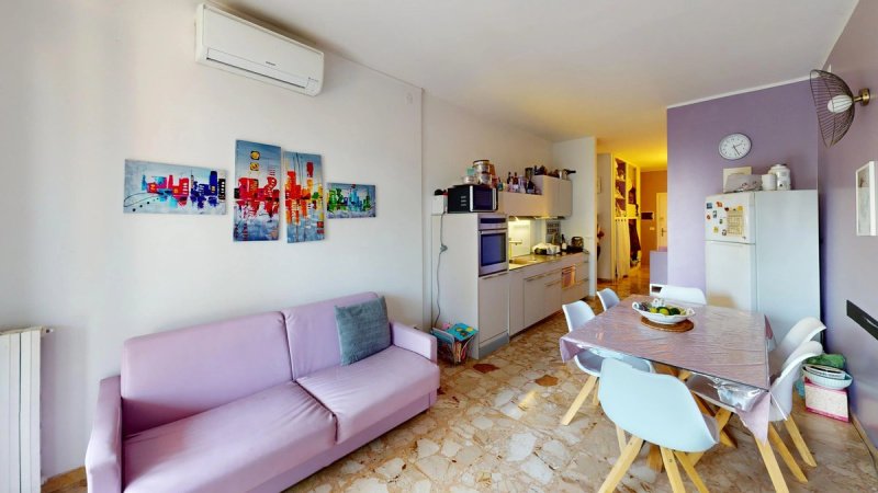 Apartment in Gardone Riviera