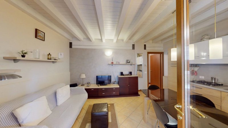 Apartment in Salò