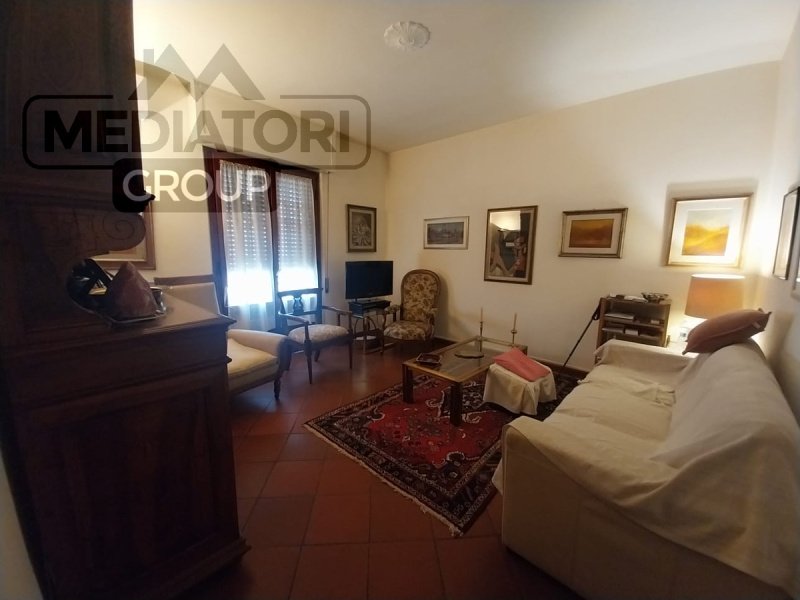 Apartamento em Prato