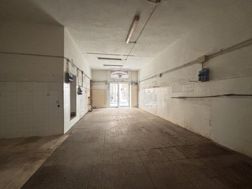 Коммерческая недвижимость в Лукка