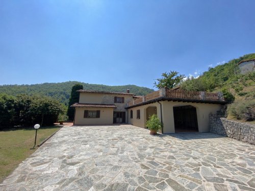 Maison individuelle à Molazzana