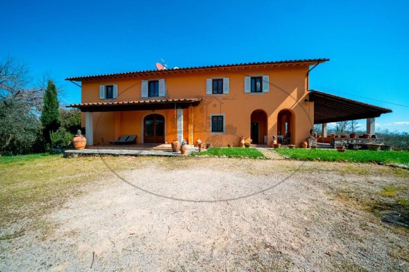 Villa in Figline e Incisa Valdarno