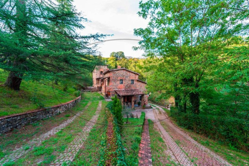 Casa a Figline e Incisa Valdarno