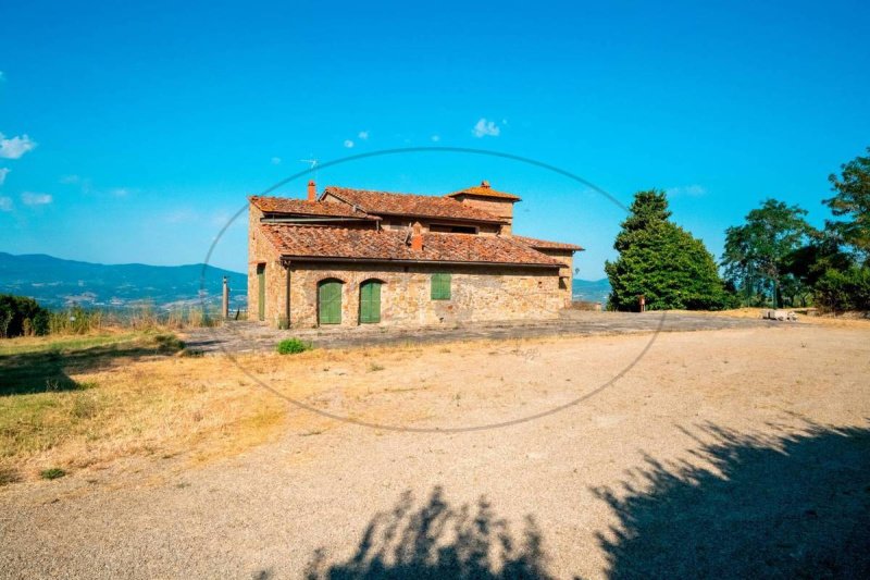 Casa a Figline e Incisa Valdarno