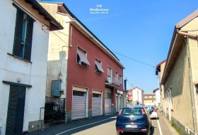 Teto/Chão em Cesano Maderno