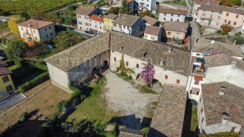 Huis op het platteland in Caprino Veronese