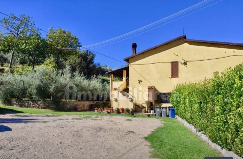 Maison individuelle à Ferentillo