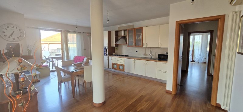 Apartamento em Città Sant'Angelo