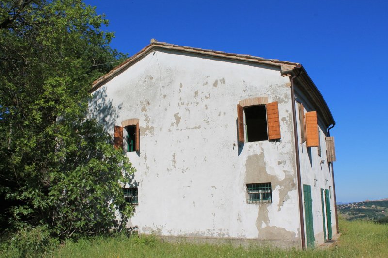 Landhaus in Montefiore Conca