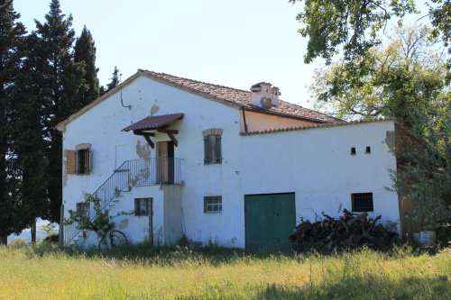 Landhaus in Montefiore Conca