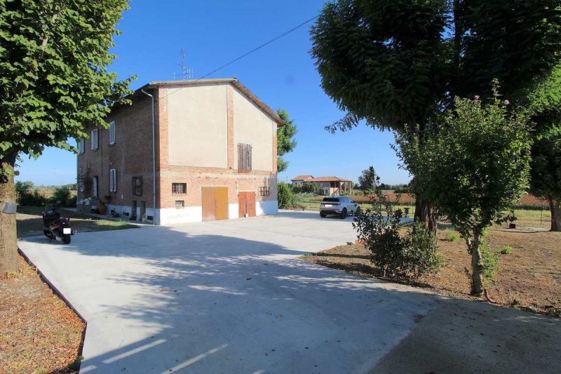 Vrijstaande woning in Ozzano dell'Emilia