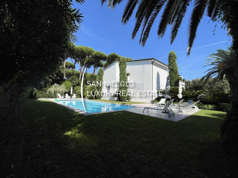 Villa en Forte dei Marmi