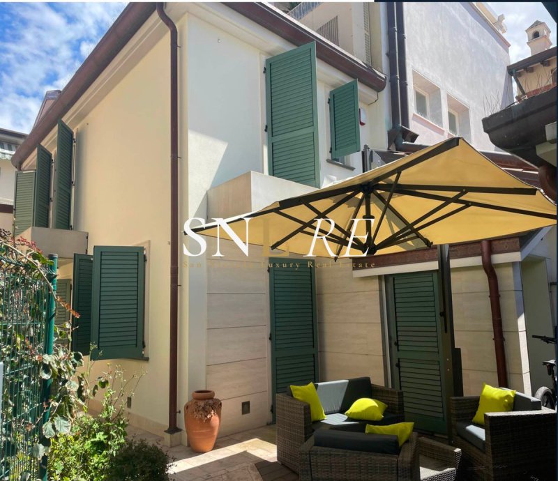 Крыша/земля в Форте-дей-Марми