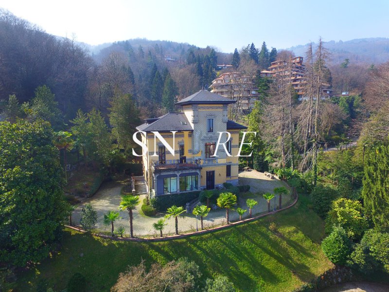 Villa in Stresa