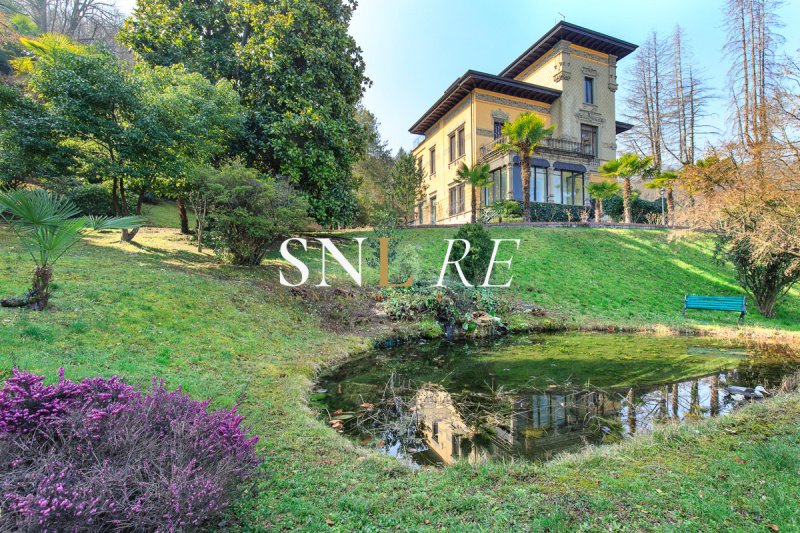 Villa in Stresa