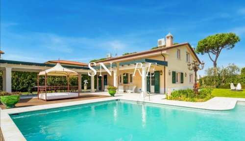 Villa i Pietrasanta