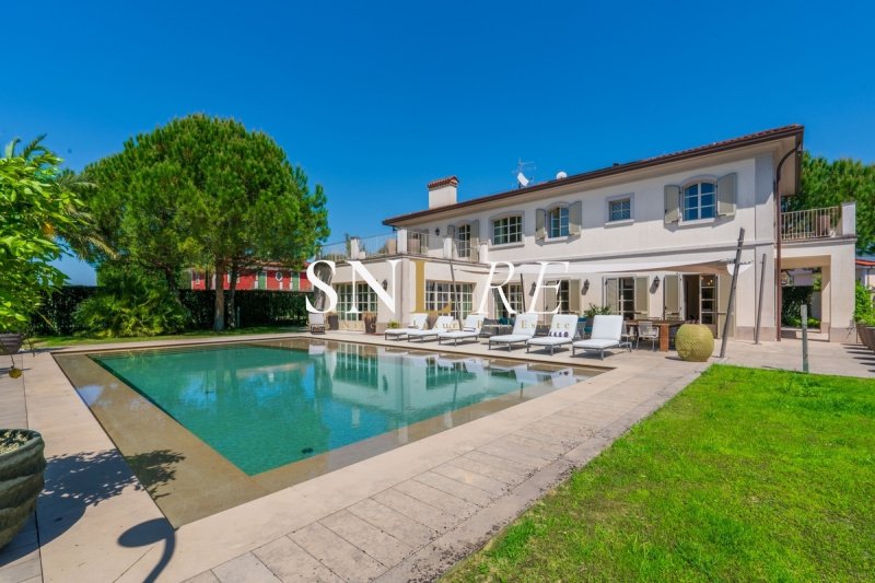 Villa i Forte dei Marmi