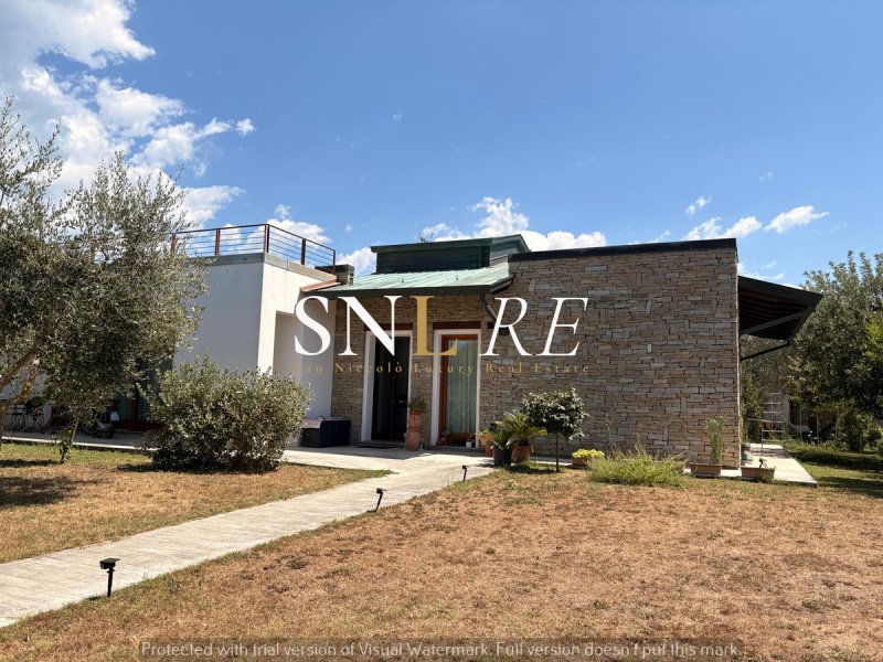 Villa i Montignoso