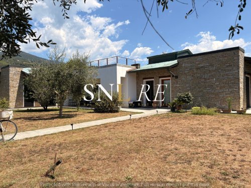 Villa i Montignoso