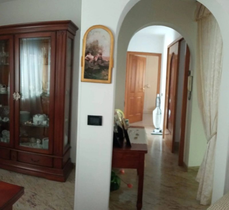 Apartamento em Oliveto Lucano