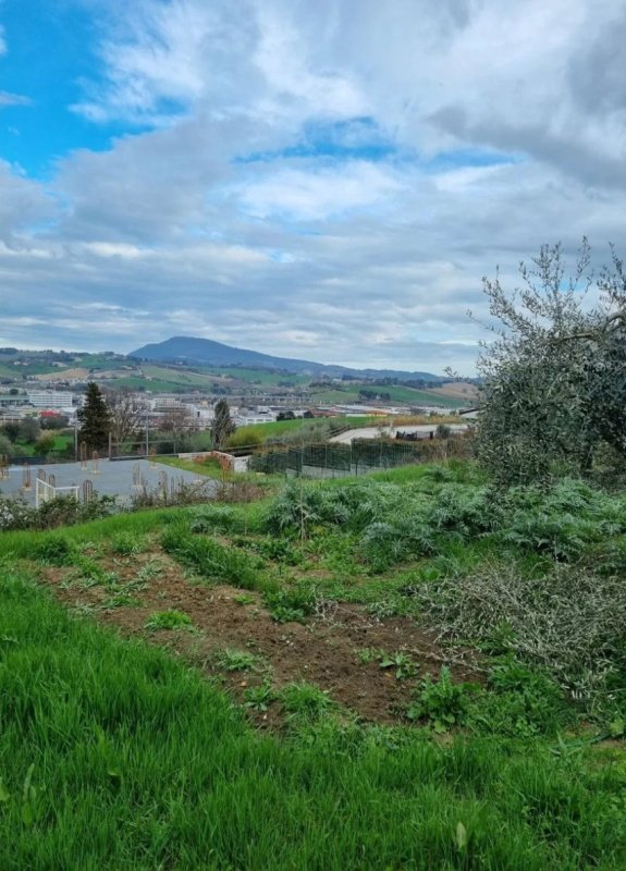 Bauland in Ancona