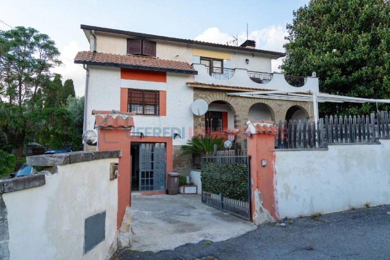 Villa in Lariano