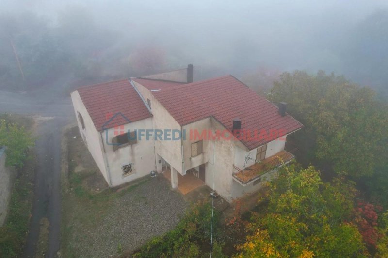 Vrijstaande woning in Acri