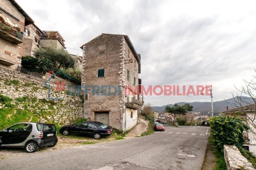 Historisches Haus in Segni
