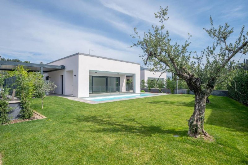 Villa in Costermano sul Garda