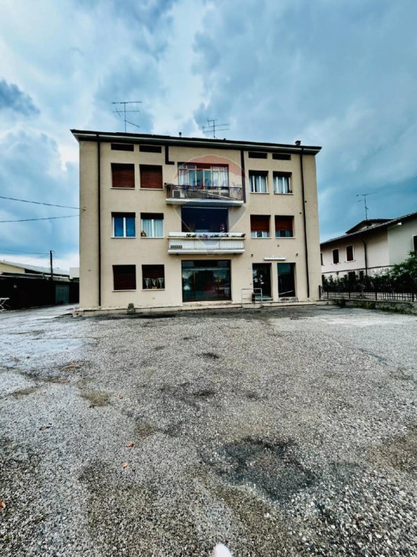 Apartment in Lazise