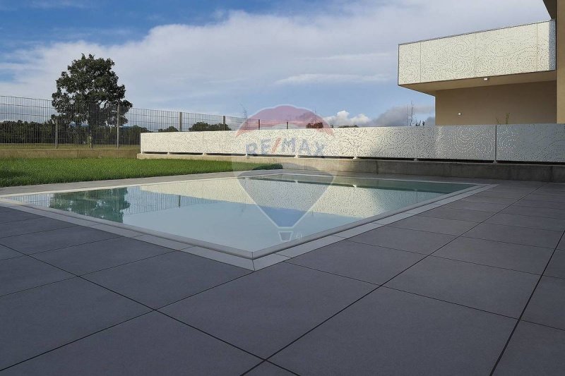 Вилла в Пескьера-дель-Гарда