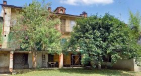 Semi-detached house in Torre Pellice