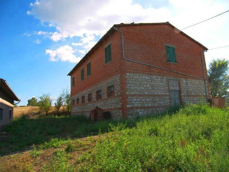 Explotación agrícola en Asciano