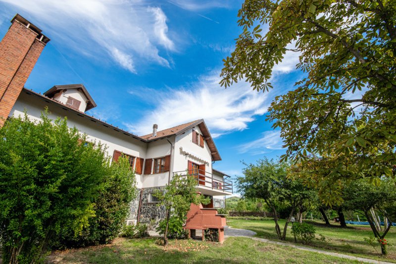 Maison de campagne à Cassano Spinola