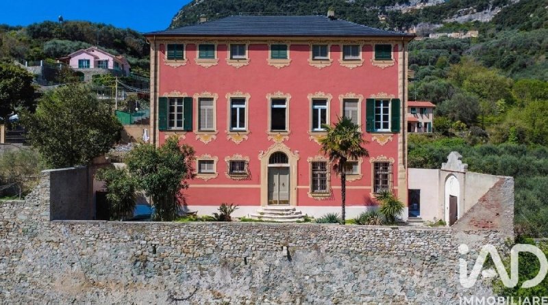 Appartamento a Finale Ligure