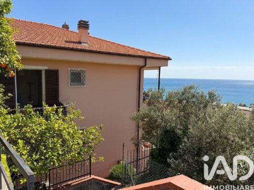 Apartamento en Finale Ligure
