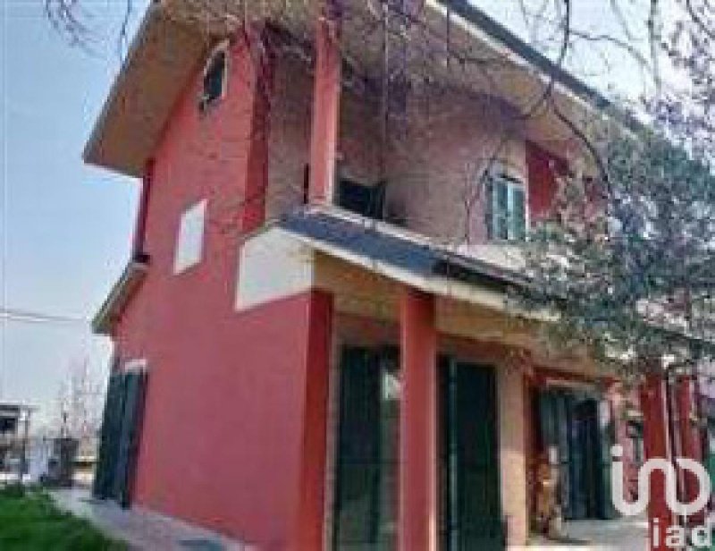 Villa in Bricherasio